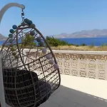 Avra ماسوري