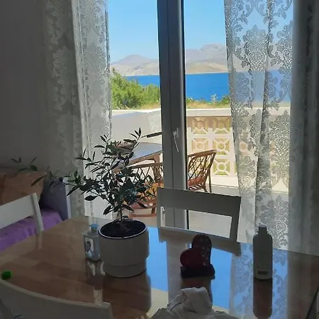 Avra Lejlighed Masouri