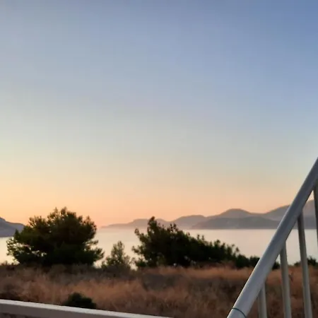 Avra Apartamento *