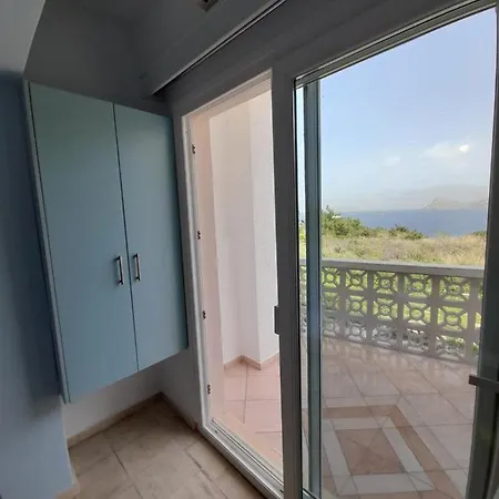 Avra Apartamento *