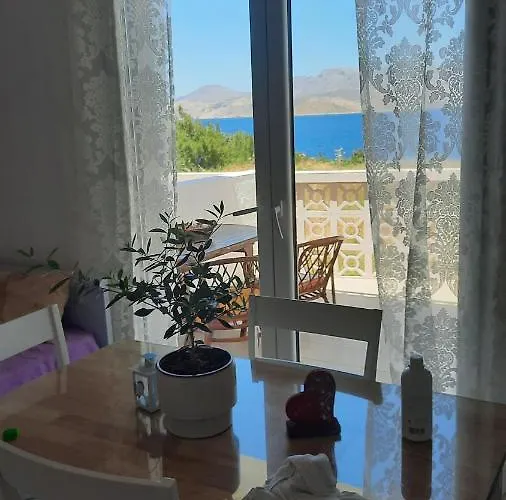 Avra Apartment Masouri